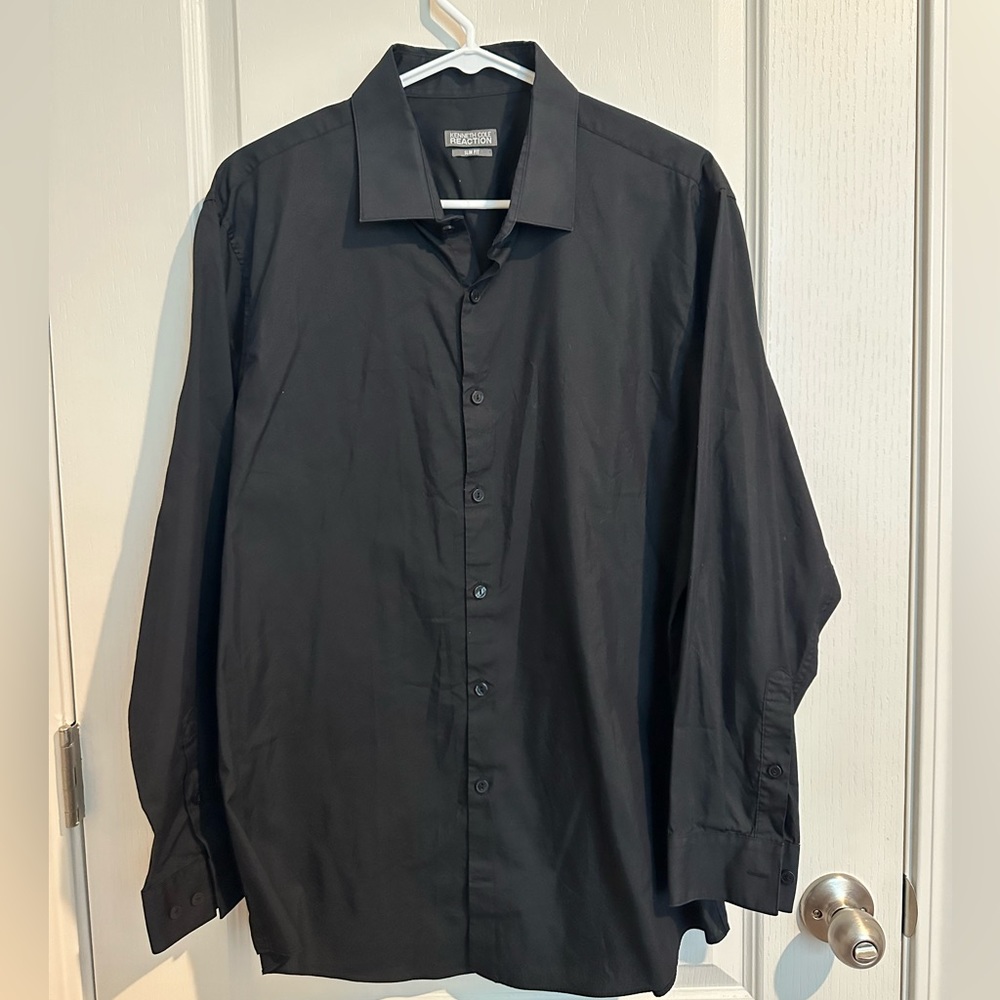 Kenneth Cole Button Up Dress Shirt